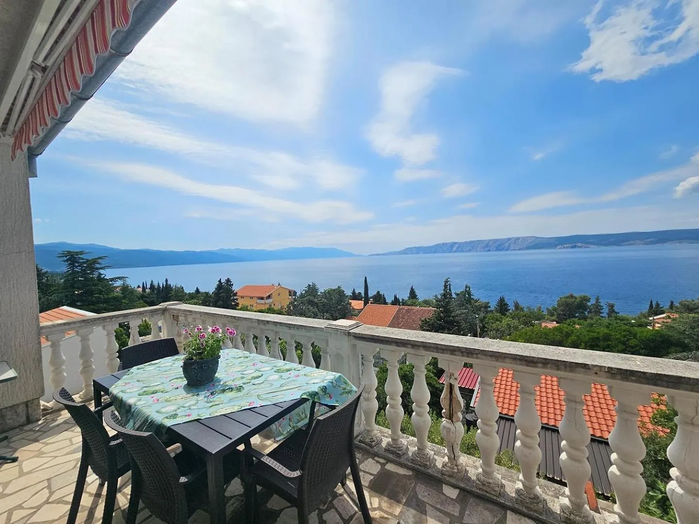Jovana Nv - Apartment With Balcony With Sea View Novi Vinodolski 0*,  Kroatien